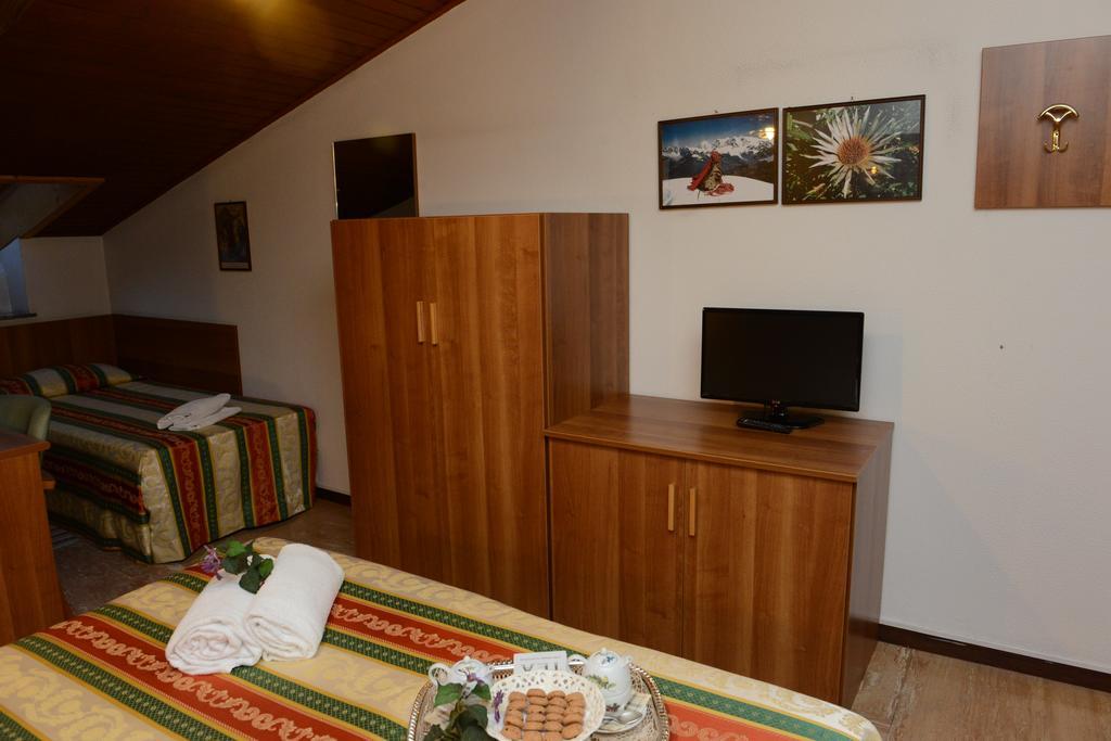 Albergo Altavilla Tirano Ngoại thất bức ảnh