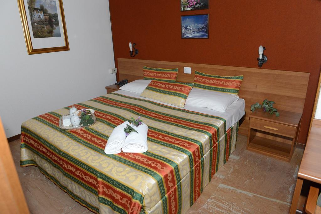 Albergo Altavilla Tirano Ngoại thất bức ảnh