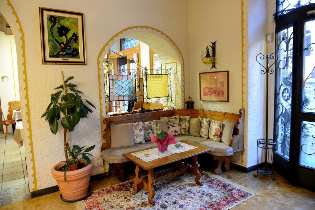 Albergo Altavilla Tirano Ngoại thất bức ảnh